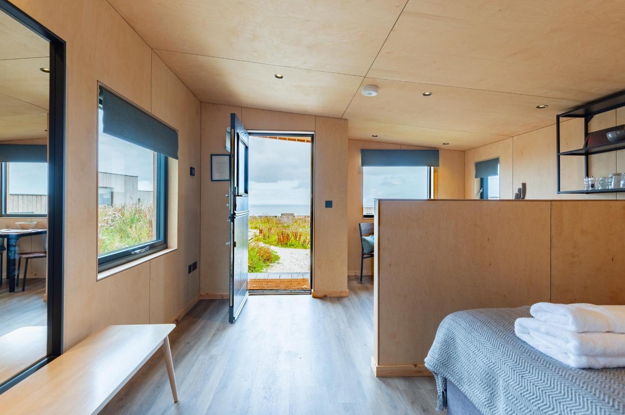 Rustic Cabins, Sea Views From Rewilded Farm With Highland Cows 세인트앤드루스 외부 사진